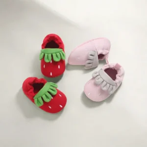 Cute Strawberry Baby Shoes Pure Cotton Soft Sole Anti Slip Walking Shoes Breathable And Warm Outdoor Newborn Shoes